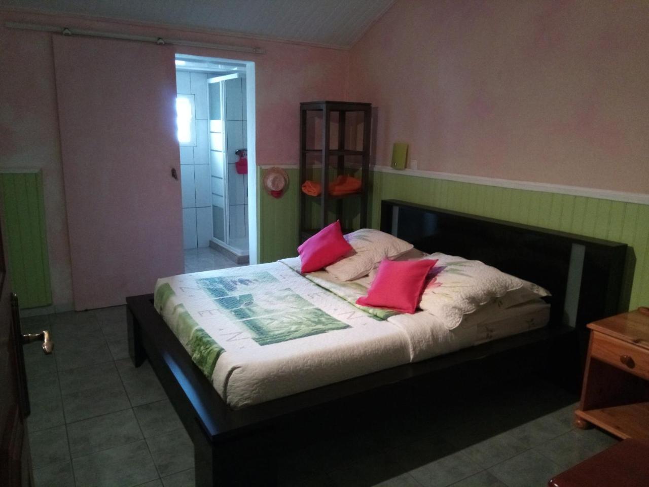 Petite Fleur De Lentilles Bed & Breakfast Cilaos Exterior photo